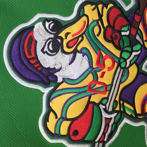 Mighty Ducks D-5 Charlie Conway Jersey - Picture 4 of 7